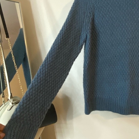 Ralph Lauren Women’s Blue Crew Neck Knit Sweater Wool blend - Picture 2 of 8